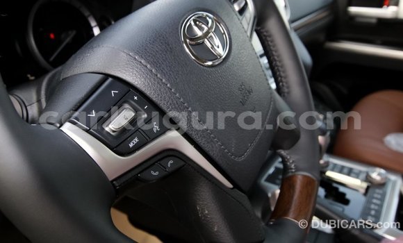 Nunua Imported Toyota Land Cruiser Nyeusi Gari ndani ya Import - Dubai nchini Bujumbura Nunua Imported Toyota Land Cruiser Nyeusi Gari ndani ya Import - Dubai nchini Bujumbura