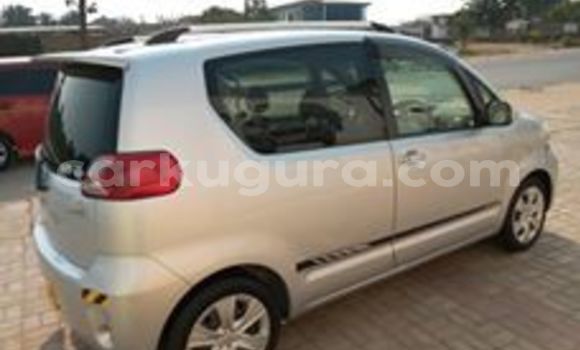 Buy Used Toyota Porte Silver Car in Bujumbura in Bujumbura Buy Used Toyota Porte Silver Car in Bujumbura in Bujumbura