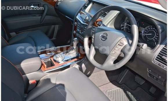 Acheter Import Voiture Nissan Patrol Blanc à Import - Dubai, Bujumbura Acheter Import Voiture Nissan Patrol Blanc à Import - Dubai, Bujumbura