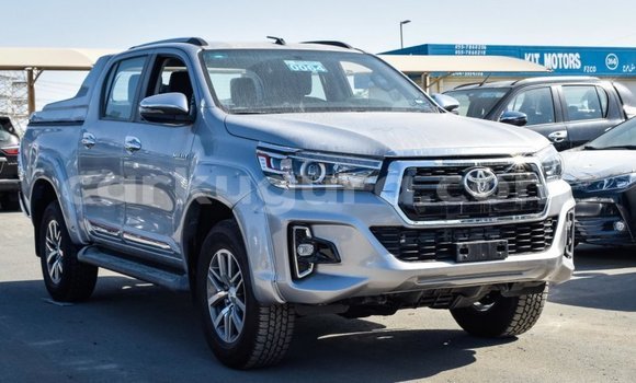 Nunua Imported Toyota Hilux Nyingine Gari ndani ya Import - Dubai nchini Bujumbura Nunua Imported Toyota Hilux Nyingine Gari ndani ya Import - Dubai nchini Bujumbura