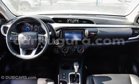Nunua Imported Toyota Hilux Nyingine Gari ndani ya Import - Dubai nchini Bujumbura Nunua Imported Toyota Hilux Nyingine Gari ndani ya Import - Dubai nchini Bujumbura