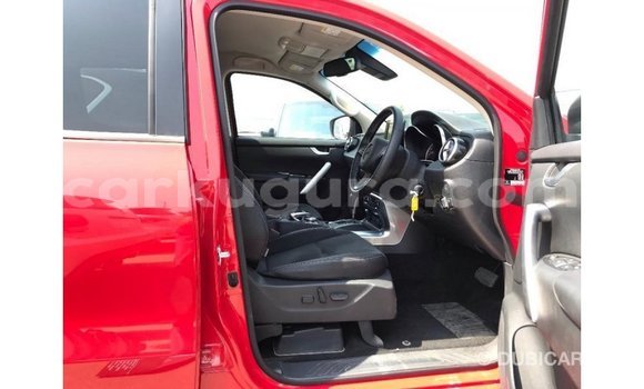 Acheter Import Voiture Mercedes-Benz 250 Rouge à Import - Dubai, Bujumbura Acheter Import Voiture Mercedes-Benz 250 Rouge à Import - Dubai, Bujumbura