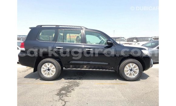 Acheter Import Voiture Toyota Land Cruiser Noir à Import - Dubai, Bujumbura Acheter Import Voiture Toyota Land Cruiser Noir à Import - Dubai, Bujumbura