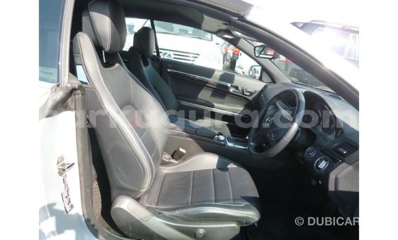 Acheter Import Voiture Mercedes-Benz 250 Autre à Import - Dubai, Bujumbura Acheter Import Voiture Mercedes-Benz 250 Autre à Import - Dubai, Bujumbura