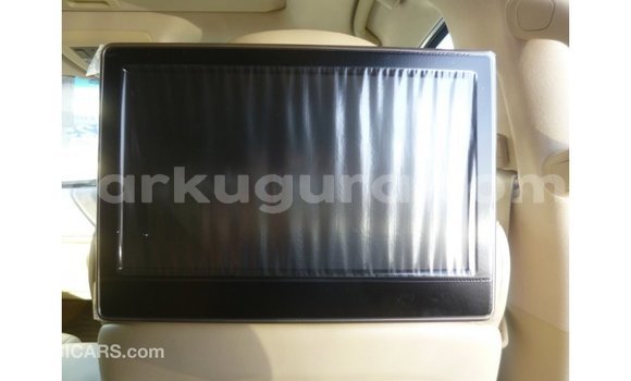 Acheter Import Voiture Toyota Land Cruiser Noir à Import - Dubai, Bujumbura Acheter Import Voiture Toyota Land Cruiser Noir à Import - Dubai, Bujumbura