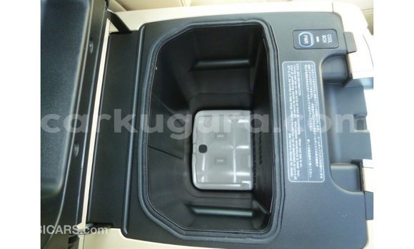 Acheter Import Voiture Toyota Land Cruiser Noir à Import - Dubai, Bujumbura Acheter Import Voiture Toyota Land Cruiser Noir à Import - Dubai, Bujumbura