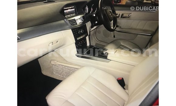 Buy Import Mercedes-Benz 190 Other Car in Import - Dubai in Bujumbura Buy Import Mercedes-Benz 190 Other Car in Import - Dubai in Bujumbura