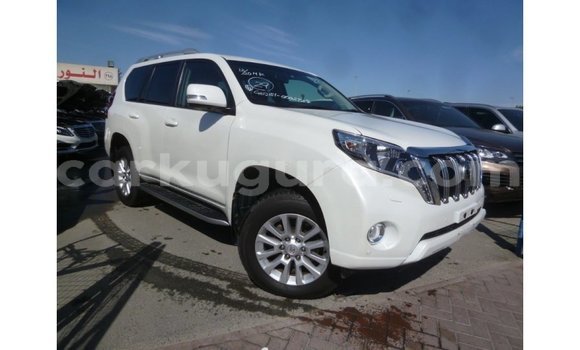 Acheter Import Voiture Toyota Prado Blanc à Import - Dubai, Bujumbura Acheter Import Voiture Toyota Prado Blanc à Import - Dubai, Bujumbura