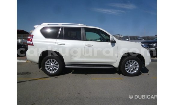 Acheter Import Voiture Toyota Prado Blanc à Import - Dubai, Bujumbura Acheter Import Voiture Toyota Prado Blanc à Import - Dubai, Bujumbura