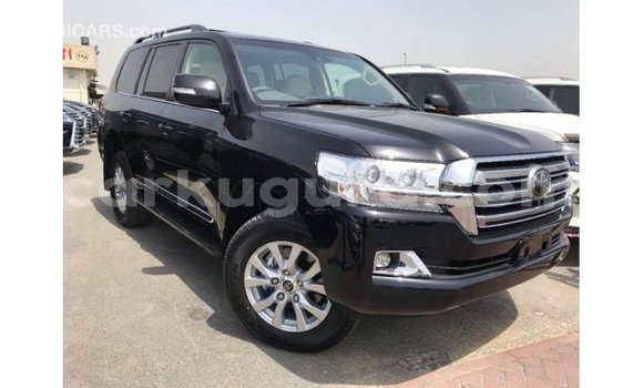 Acheter Import Voiture Toyota Land Cruiser Noir à Import - Dubai, Bujumbura Acheter Import Voiture Toyota Land Cruiser Noir à Import - Dubai, Bujumbura