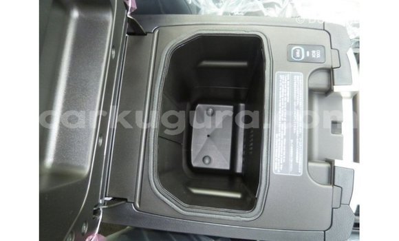 Acheter Import Voiture Toyota Land Cruiser Noir à Import - Dubai, Bujumbura Acheter Import Voiture Toyota Land Cruiser Noir à Import - Dubai, Bujumbura