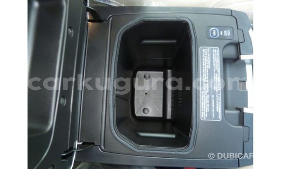 Acheter Import Voiture Toyota Land Cruiser Noir à Import - Dubai, Bujumbura Acheter Import Voiture Toyota Land Cruiser Noir à Import - Dubai, Bujumbura