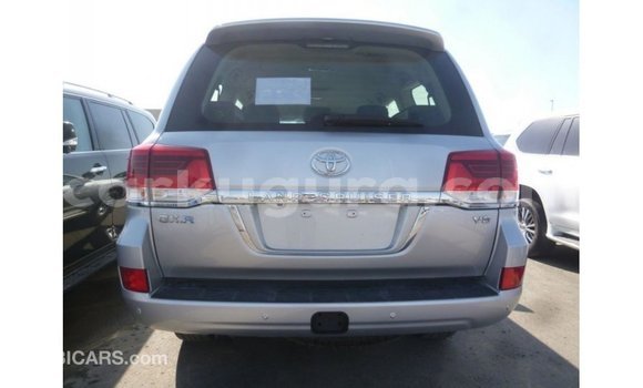 Nunua Imported Toyota Land Cruiser Nyingine Gari ndani ya Import - Dubai nchini Bujumbura Nunua Imported Toyota Land Cruiser Nyingine Gari ndani ya Import - Dubai nchini Bujumbura