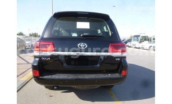 Acheter Import Voiture Toyota Land Cruiser Noir à Import - Dubai, Bujumbura Acheter Import Voiture Toyota Land Cruiser Noir à Import - Dubai, Bujumbura