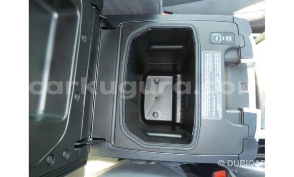 Acheter Import Voiture Toyota Land Cruiser Noir à Import - Dubai, Bujumbura Acheter Import Voiture Toyota Land Cruiser Noir à Import - Dubai, Bujumbura