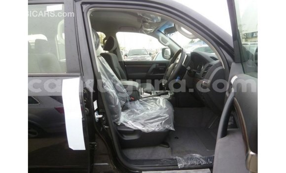 Acheter Import Voiture Toyota Land Cruiser Noir à Import - Dubai, Bujumbura Acheter Import Voiture Toyota Land Cruiser Noir à Import - Dubai, Bujumbura