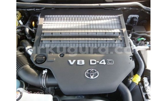 Acheter Import Voiture Toyota Land Cruiser Noir à Import - Dubai, Bujumbura Acheter Import Voiture Toyota Land Cruiser Noir à Import - Dubai, Bujumbura
