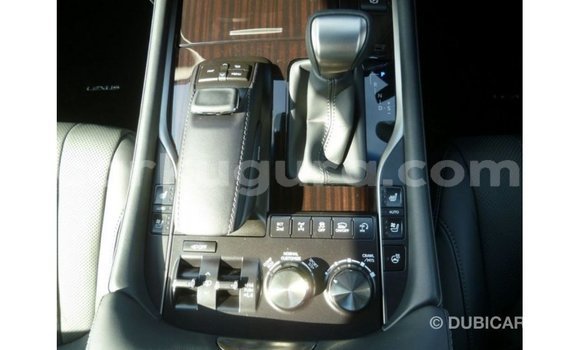 Acheter Import Voiture Lexus LX Noir à Import - Dubai, Bujumbura Acheter Import Voiture Lexus LX Noir à Import - Dubai, Bujumbura
