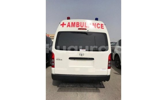 Nunua Imported Toyota Hiace Nyeupe Gari ndani ya Import - Dubai nchini Bujumbura Nunua Imported Toyota Hiace Nyeupe Gari ndani ya Import - Dubai nchini Bujumbura