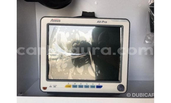 Buy Import Toyota Hiace White Car in Import - Dubai in Bujumbura Buy Import Toyota Hiace White Car in Import - Dubai in Bujumbura