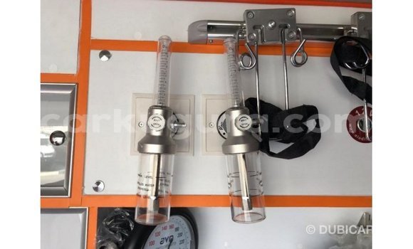 Buy Import Toyota Hiace White Car in Import - Dubai in Bujumbura Buy Import Toyota Hiace White Car in Import - Dubai in Bujumbura