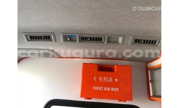 Buy Import Toyota Hiace White Car in Import - Dubai in Bujumbura Buy Import Toyota Hiace White Car in Import - Dubai in Bujumbura