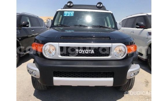 Acheter Import Voiture Toyota FJ Cruiser Noir à Import - Dubai, Bujumbura Acheter Import Voiture Toyota FJ Cruiser Noir à Import - Dubai, Bujumbura