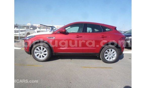 Acheter Import Voiture Jaguar E-Pace Rouge à Import - Dubai, Bujumbura Acheter Import Voiture Jaguar E-Pace Rouge à Import - Dubai, Bujumbura