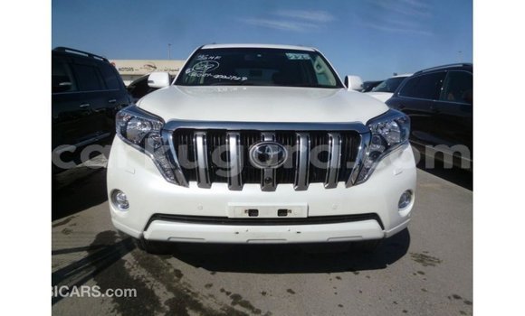 Acheter Import Voiture Toyota Prado Blanc à Import - Dubai, Bujumbura Acheter Import Voiture Toyota Prado Blanc à Import - Dubai, Bujumbura