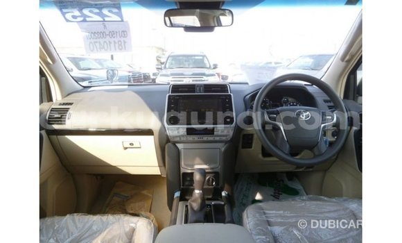 Nunua Imported Toyota Prado Nyeusi Gari ndani ya Import - Dubai nchini Bujumbura Nunua Imported Toyota Prado Nyeusi Gari ndani ya Import - Dubai nchini Bujumbura
