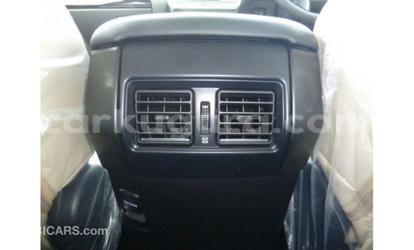Acheter Import Voiture Toyota Prado Blanc à Import - Dubai, Bujumbura Acheter Import Voiture Toyota Prado Blanc à Import - Dubai, Bujumbura
