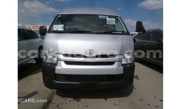 Nunua Imported Toyota Hiace Nyingine Gari ndani ya Import - Dubai nchini Bujumbura Nunua Imported Toyota Hiace Nyingine Gari ndani ya Import - Dubai nchini Bujumbura