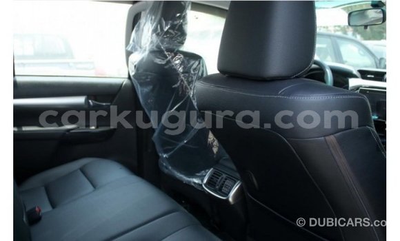 Nunua Imported Toyota Hilux Nyingine Gari ndani ya Import - Dubai nchini Bujumbura Nunua Imported Toyota Hilux Nyingine Gari ndani ya Import - Dubai nchini Bujumbura