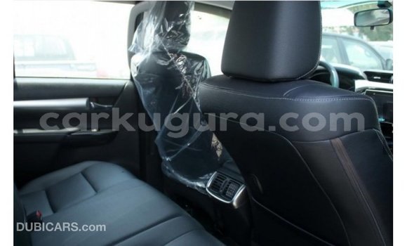 Nunua Imported Toyota Hilux Nyingine Gari ndani ya Import - Dubai nchini Bujumbura Nunua Imported Toyota Hilux Nyingine Gari ndani ya Import - Dubai nchini Bujumbura