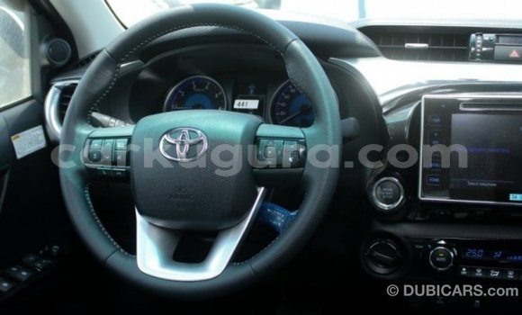 Nunua Imported Toyota Hilux Nyingine Gari ndani ya Import - Dubai nchini Bujumbura Nunua Imported Toyota Hilux Nyingine Gari ndani ya Import - Dubai nchini Bujumbura
