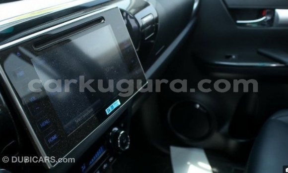 Nunua Imported Toyota Hilux Nyingine Gari ndani ya Import - Dubai nchini Bujumbura Nunua Imported Toyota Hilux Nyingine Gari ndani ya Import - Dubai nchini Bujumbura