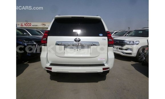 Nunua Imported Toyota Prado Nyeupe Gari ndani ya Import - Dubai nchini Bujumbura Nunua Imported Toyota Prado Nyeupe Gari ndani ya Import - Dubai nchini Bujumbura