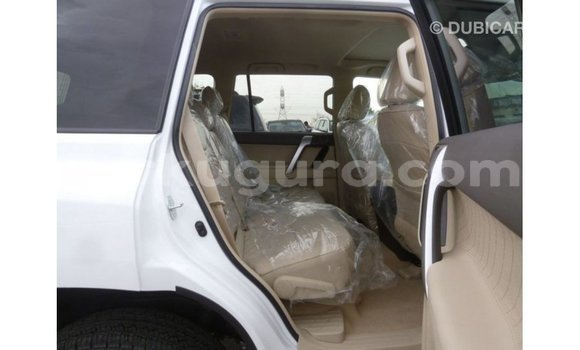 Nunua Imported Toyota Prado Nyeupe Gari ndani ya Import - Dubai nchini Bujumbura Nunua Imported Toyota Prado Nyeupe Gari ndani ya Import - Dubai nchini Bujumbura