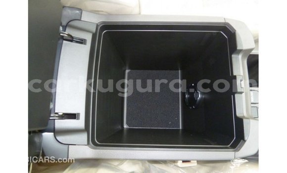 Nunua Imported Toyota Prado Nyeupe Gari ndani ya Import - Dubai nchini Bujumbura Nunua Imported Toyota Prado Nyeupe Gari ndani ya Import - Dubai nchini Bujumbura