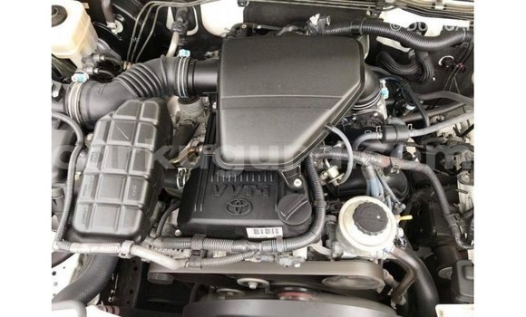 Buy Import Toyota Prado White Car in Import - Dubai in Bujumbura Buy Import Toyota Prado White Car in Import - Dubai in Bujumbura