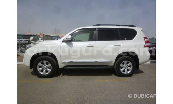 Nunua Imported Toyota Prado Nyeupe Gari ndani ya Import - Dubai nchini Bujumbura Nunua Imported Toyota Prado Nyeupe Gari ndani ya Import - Dubai nchini Bujumbura
