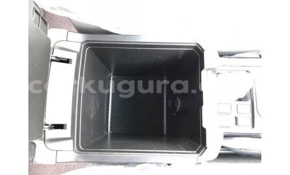 Nunua Imported Toyota Prado Nyeusi Gari ndani ya Import - Dubai nchini Bujumbura Nunua Imported Toyota Prado Nyeusi Gari ndani ya Import - Dubai nchini Bujumbura