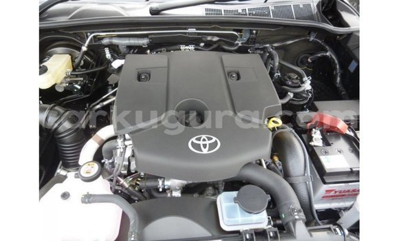Acheter Import Voiture Toyota Hilux Noir à Import - Dubai, Bujumbura Acheter Import Voiture Toyota Hilux Noir à Import - Dubai, Bujumbura