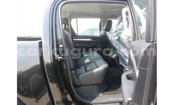 Acheter Import Voiture Toyota Hilux Noir à Import - Dubai, Bujumbura Acheter Import Voiture Toyota Hilux Noir à Import - Dubai, Bujumbura