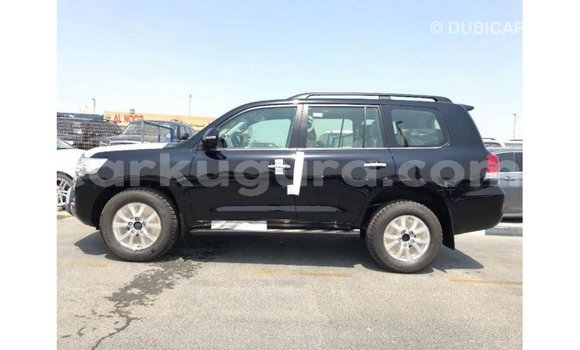 Acheter Import Voiture Toyota Land Cruiser Noir à Import - Dubai, Bujumbura Acheter Import Voiture Toyota Land Cruiser Noir à Import - Dubai, Bujumbura