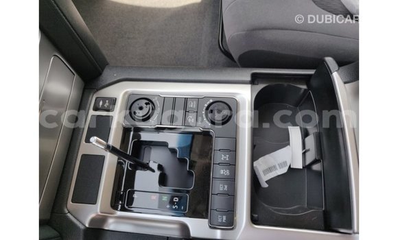 Nunua Imported Toyota Land Cruiser Nyeusi Gari ndani ya Import - Dubai nchini Bujumbura Nunua Imported Toyota Land Cruiser Nyeusi Gari ndani ya Import - Dubai nchini Bujumbura