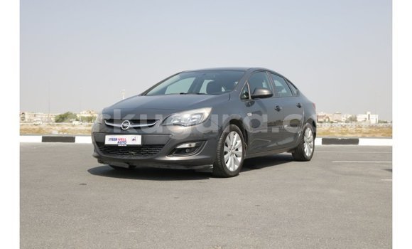 Acheter Import Voiture Opel Astra Autre à Import - Dubai, Bujumbura