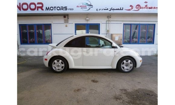 Buy Import Volkswagen Beetle White Car in Import - Dubai in Bujumbura Buy Import Volkswagen Beetle White Car in Import - Dubai in Bujumbura