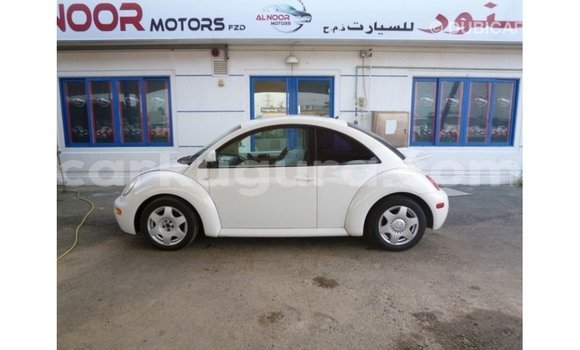 Buy Import Volkswagen Beetle White Car in Import - Dubai in Bujumbura Buy Import Volkswagen Beetle White Car in Import - Dubai in Bujumbura