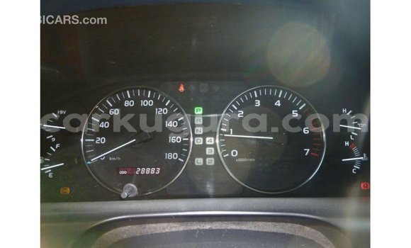 Nunua Imported Toyota Land Cruiser Nyeupe Gari ndani ya Import - Dubai nchini Bujumbura Nunua Imported Toyota Land Cruiser Nyeupe Gari ndani ya Import - Dubai nchini Bujumbura